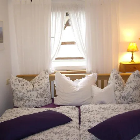 Holiday home Ferienhaeusel Am Malerweg Mit Terrasse